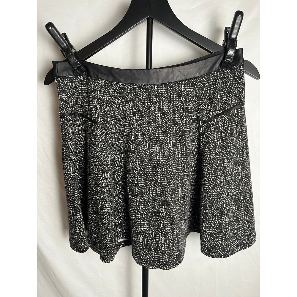 LUSH A-Line Mini Skirt Women’s Large Black Geometric Faux Leather Trim
